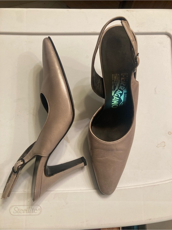 Salvatore Ferragamo Shoes - Salvatore Ferragamo Metallic Beige Slingback Pumps